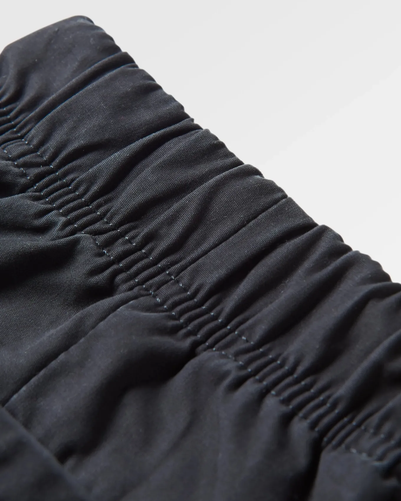 Adventurer Cargo Short - Schwarz