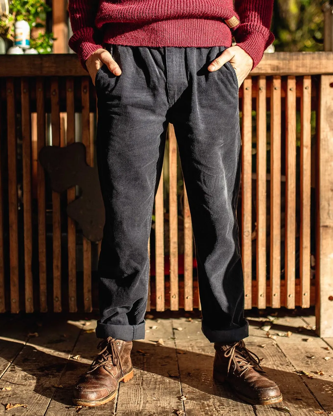 Adventurer Cordhose - Dunkles Marineblau