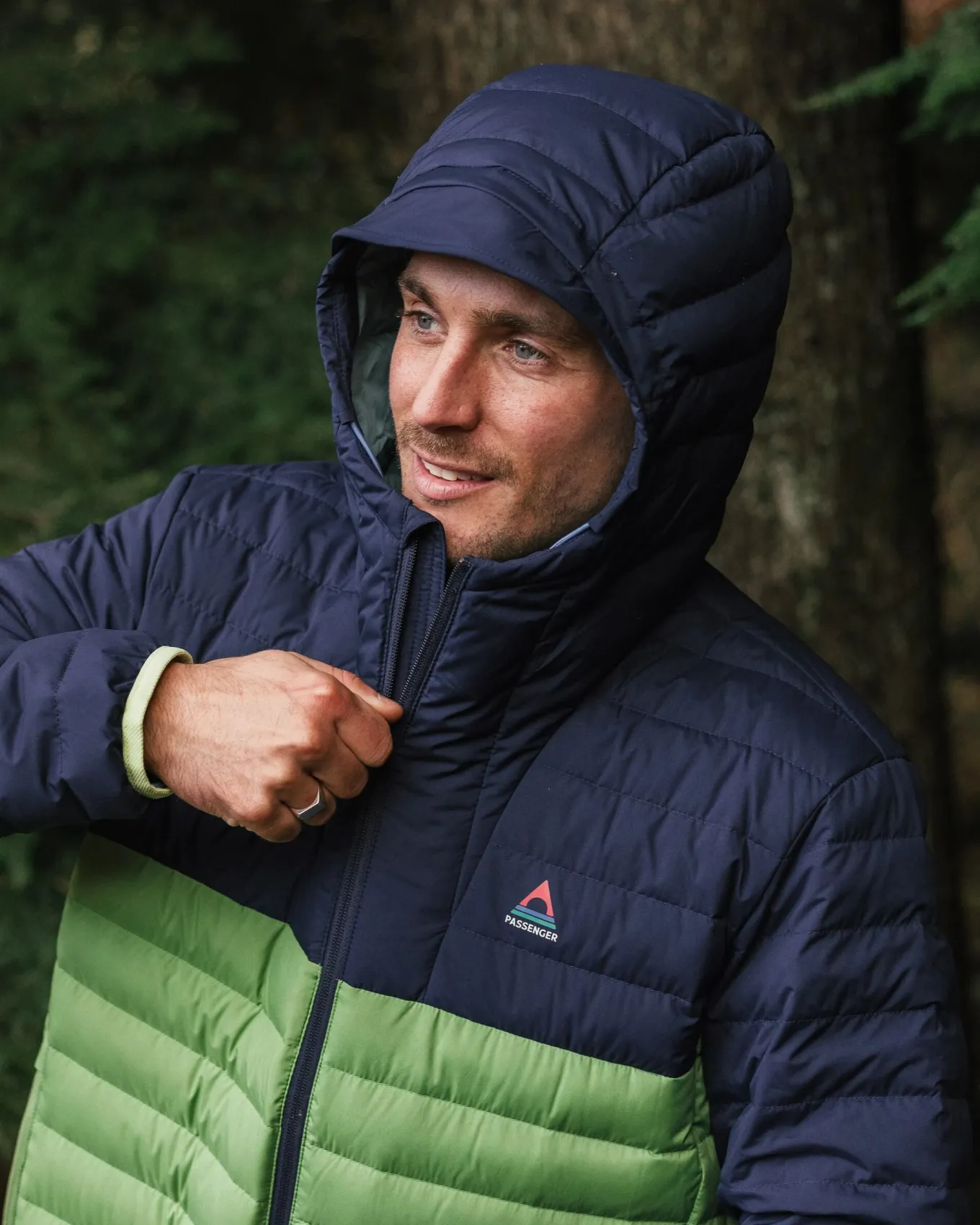 Ashland Down Recycelte Jacke - Dunkles Marineblau/Birnengrün