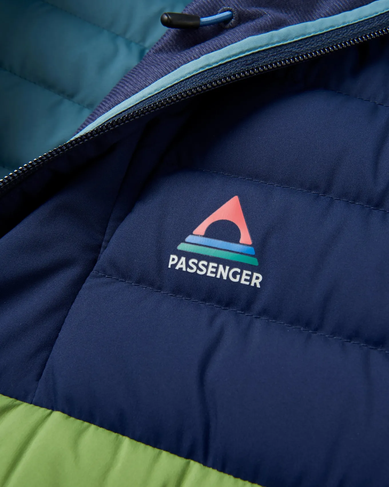 Ashland Down Recycelte Jacke - Dunkles Marineblau/Birnengrün