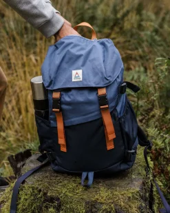 Boondocker Recycelter 26L Rucksack - Dunkles Denim/ Tiefes Marineblau