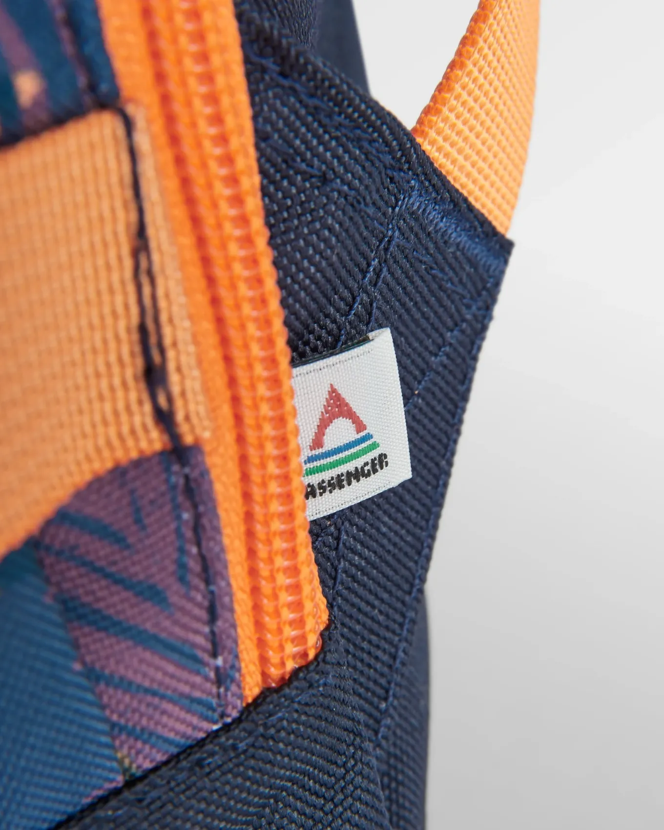 Boondocker Recycelter 26L Rucksack - Palm Camo Aprikose