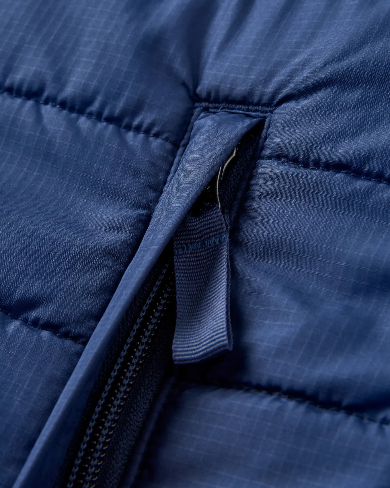 Born Explorer Recycled Polar-Lined Sherpa Fleece - Stahlgrau