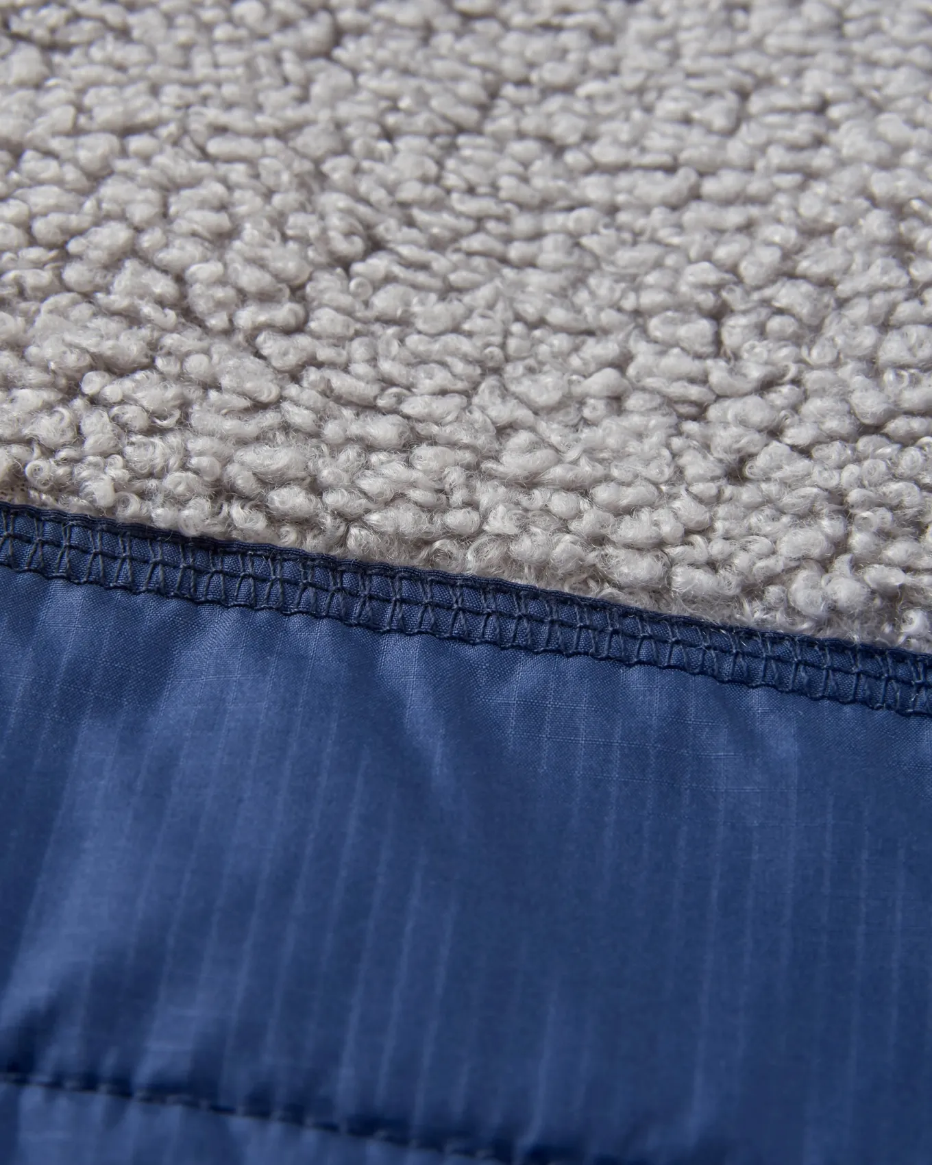 Born Explorer Recycled Polar-Lined Sherpa Fleece - Stahlgrau
