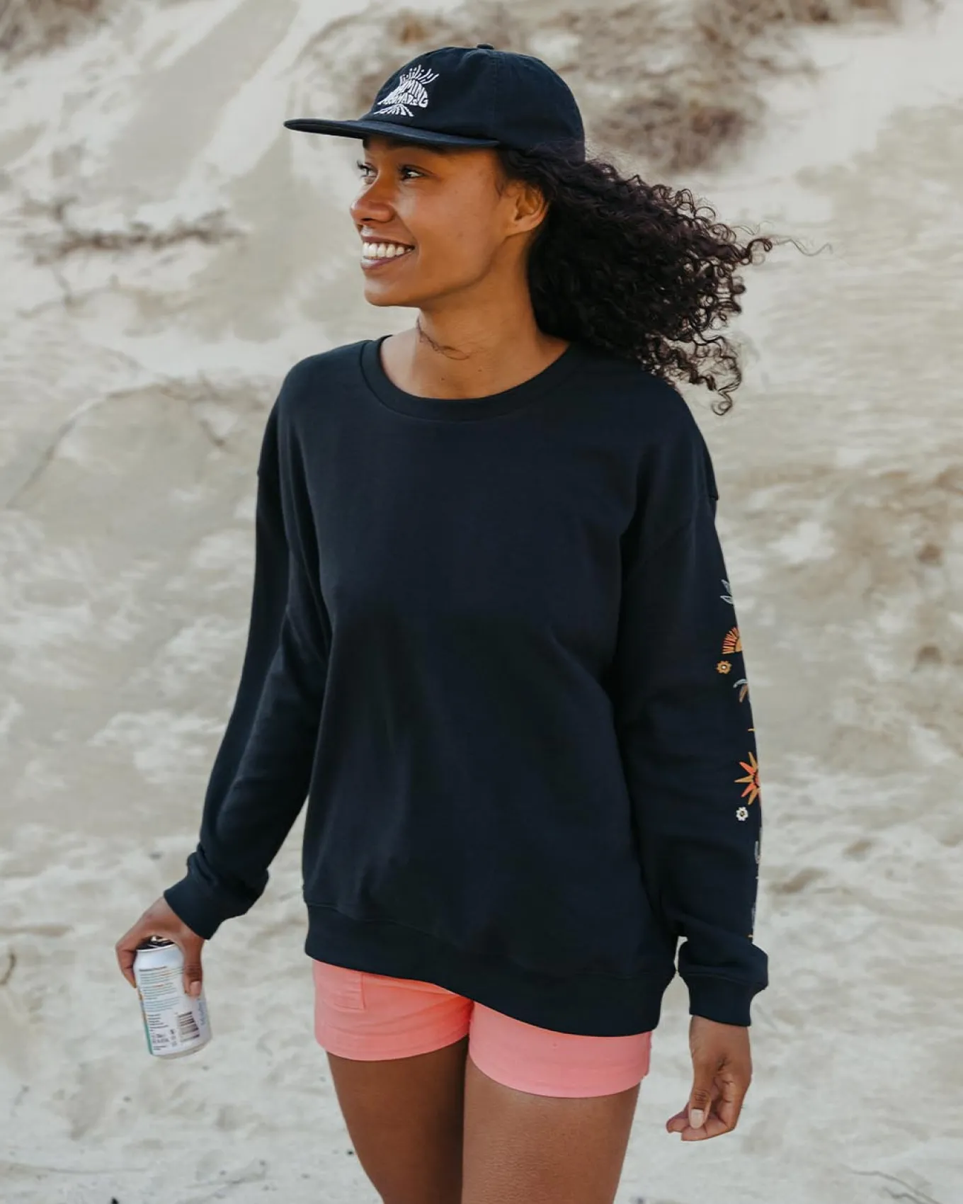 Chica Recycelte Baumwolle Oversized Sweatshirt - Schwarz