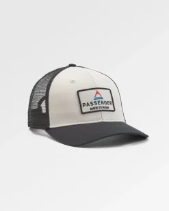Core recycelte Baumwoll-Trucker-Kappe - Schwarz/Weiß