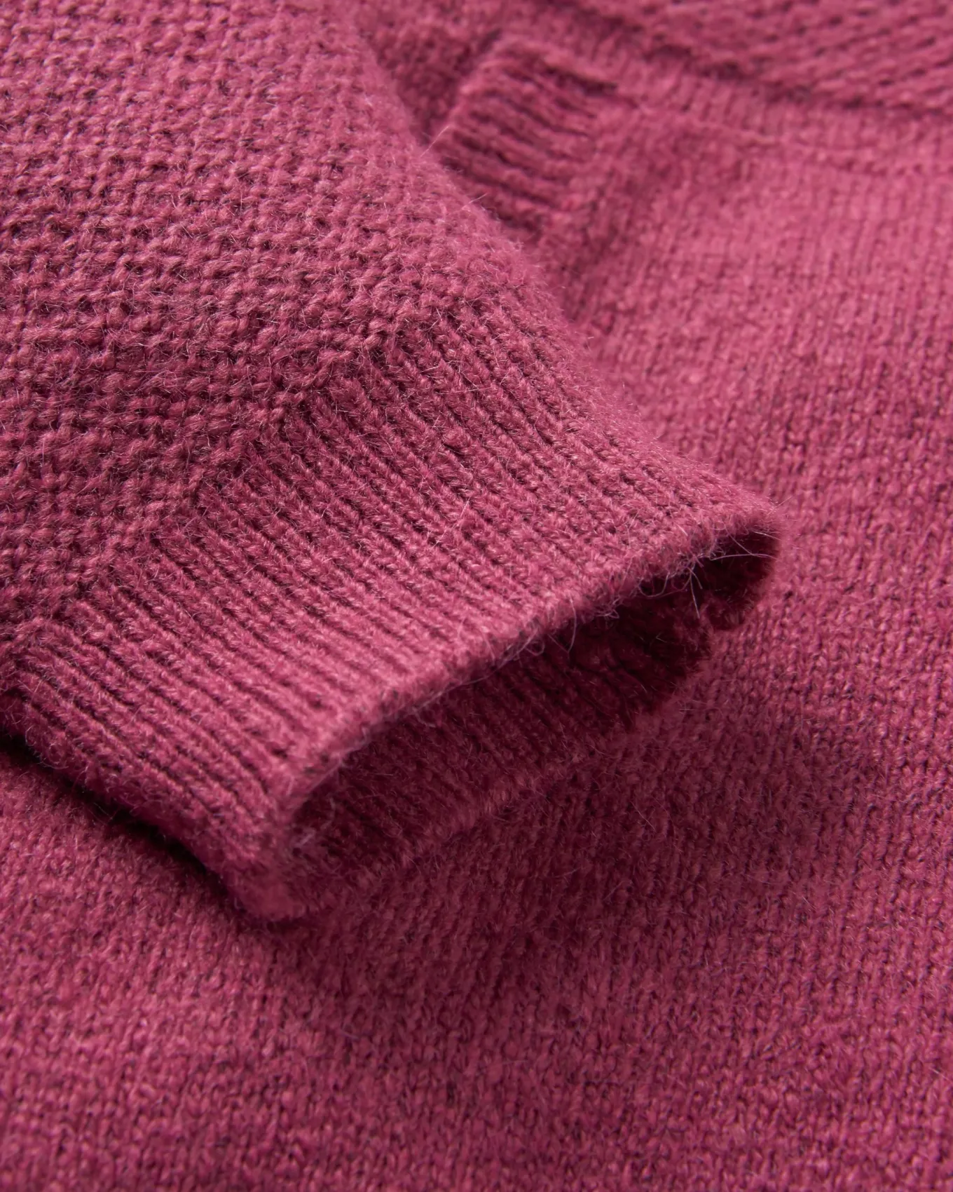 Cove Recycelter Gestrickter Hoodie - Rhabarber