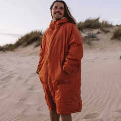 Escapism Recycelter Sherpa-gefütterter Surf Poncho - Rost