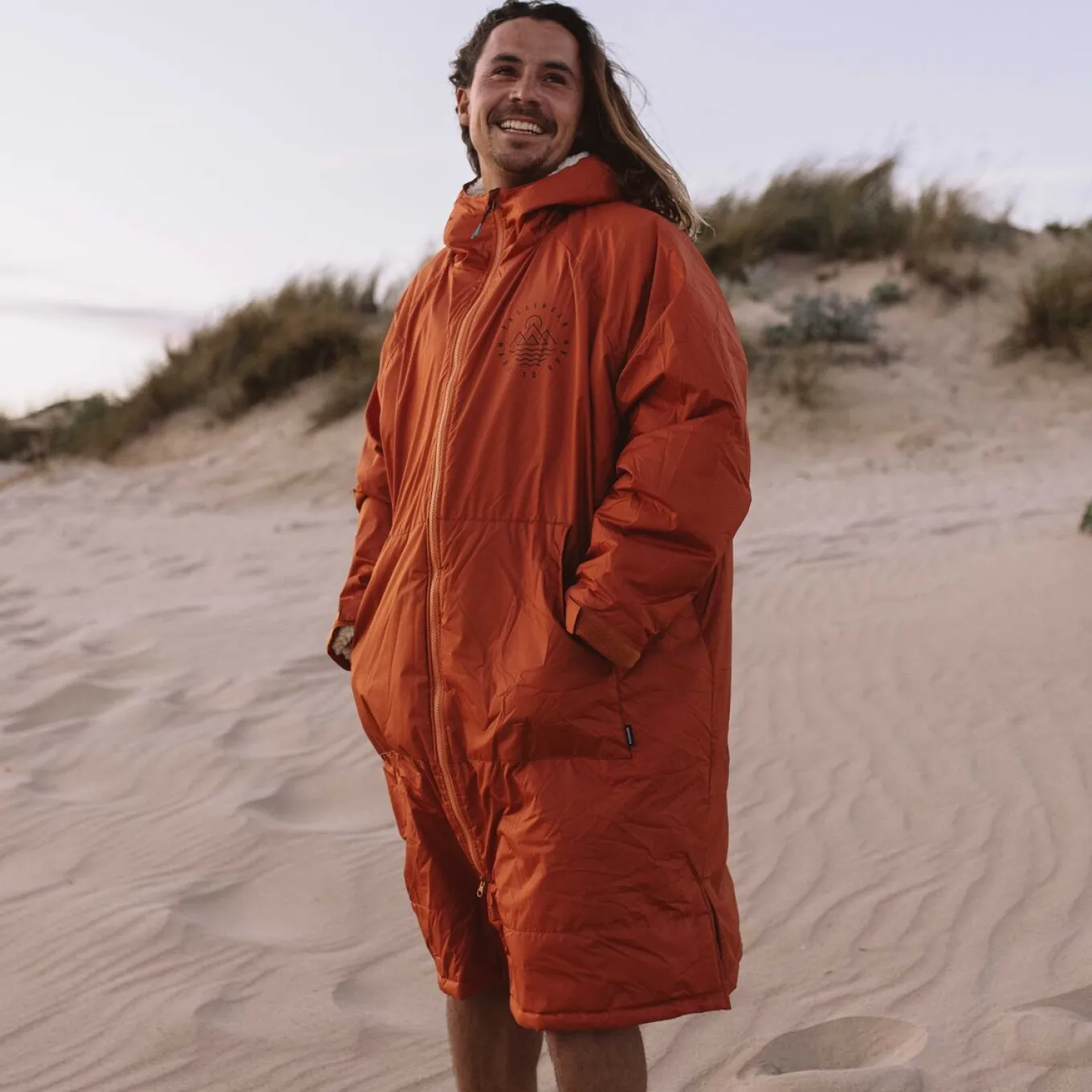 Escapism Recycelter Sherpa-gefütterter Surf Poncho - Rost