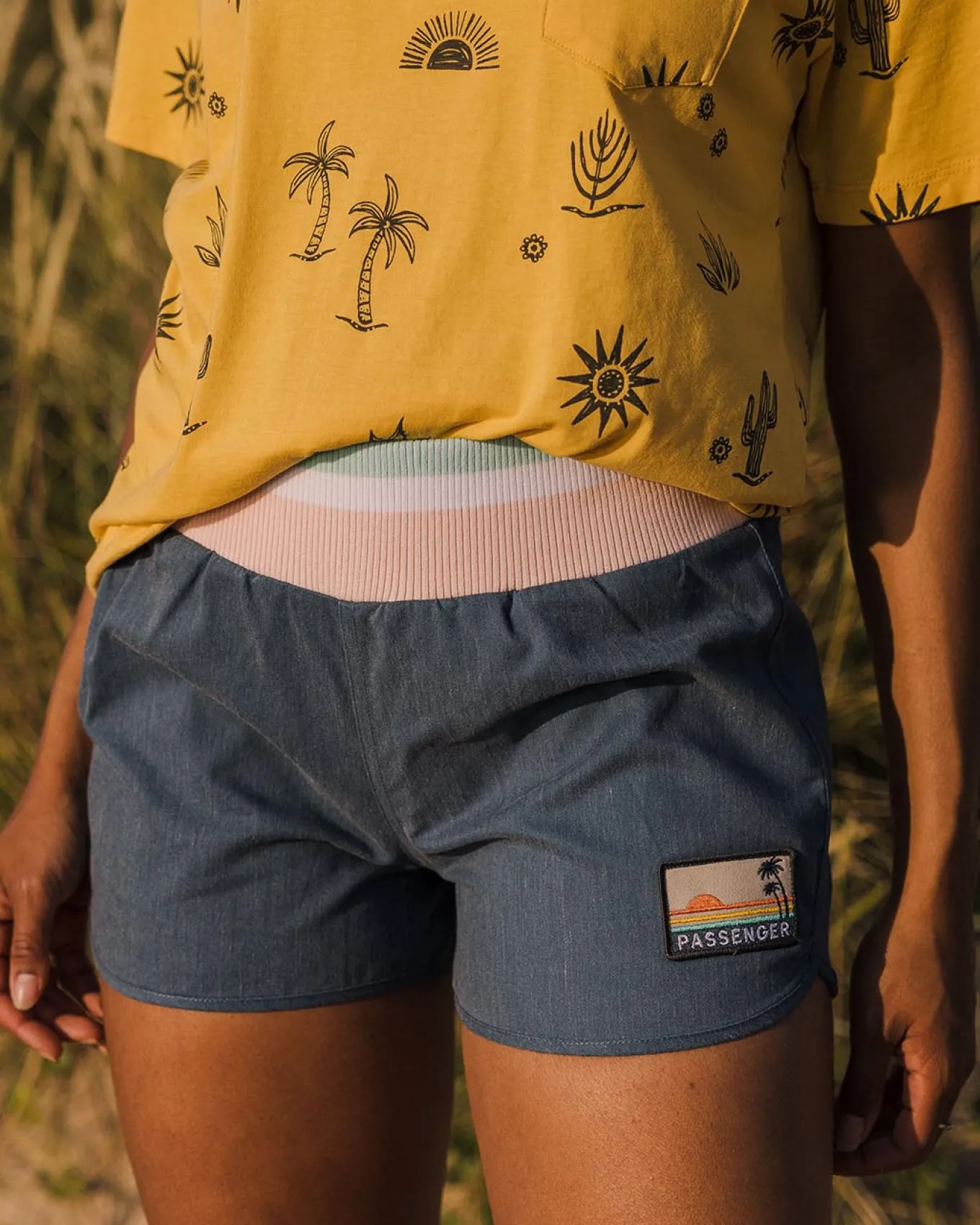 Explore recycelte Allzweck-Shorts - Dunkler Denim