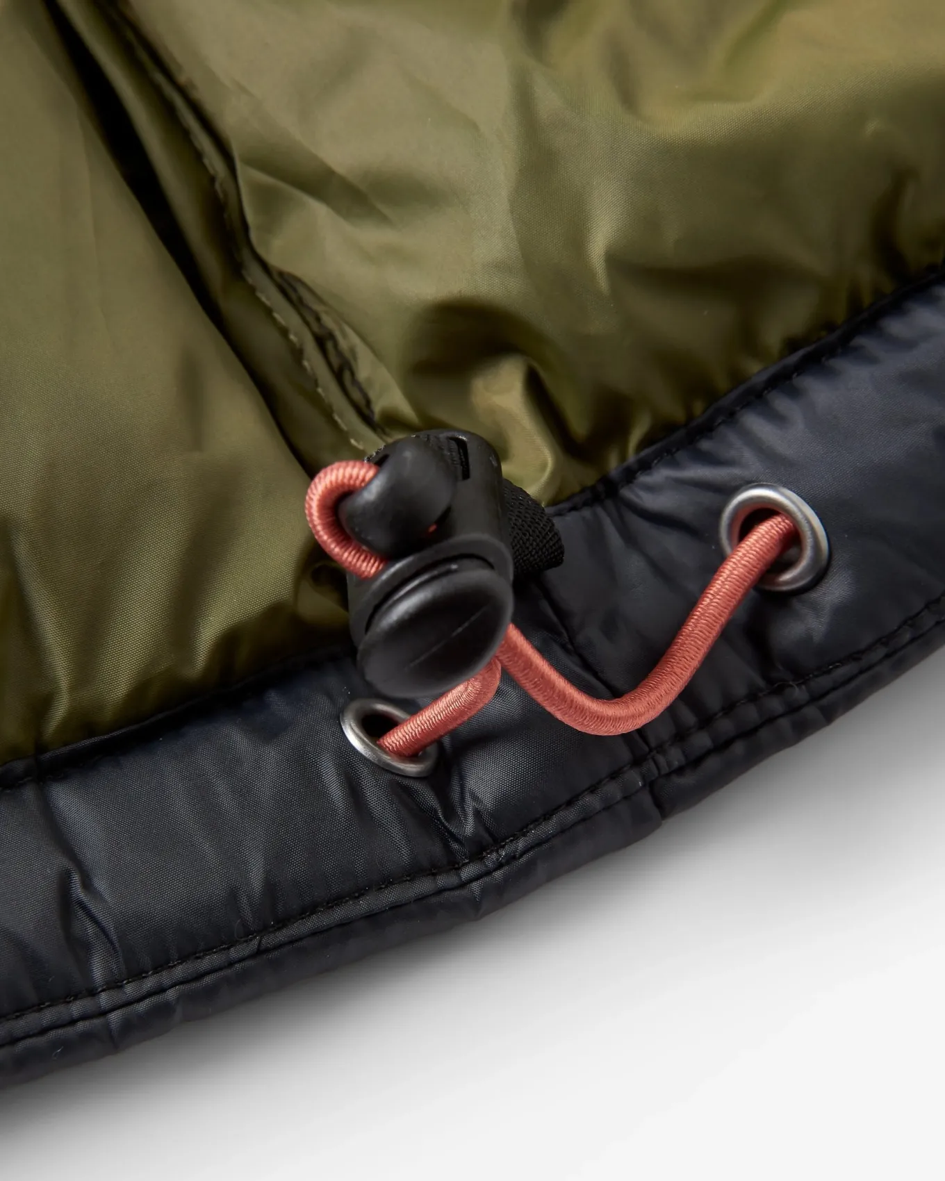 Flynn Recycelte Isolierjacke - Schwarz