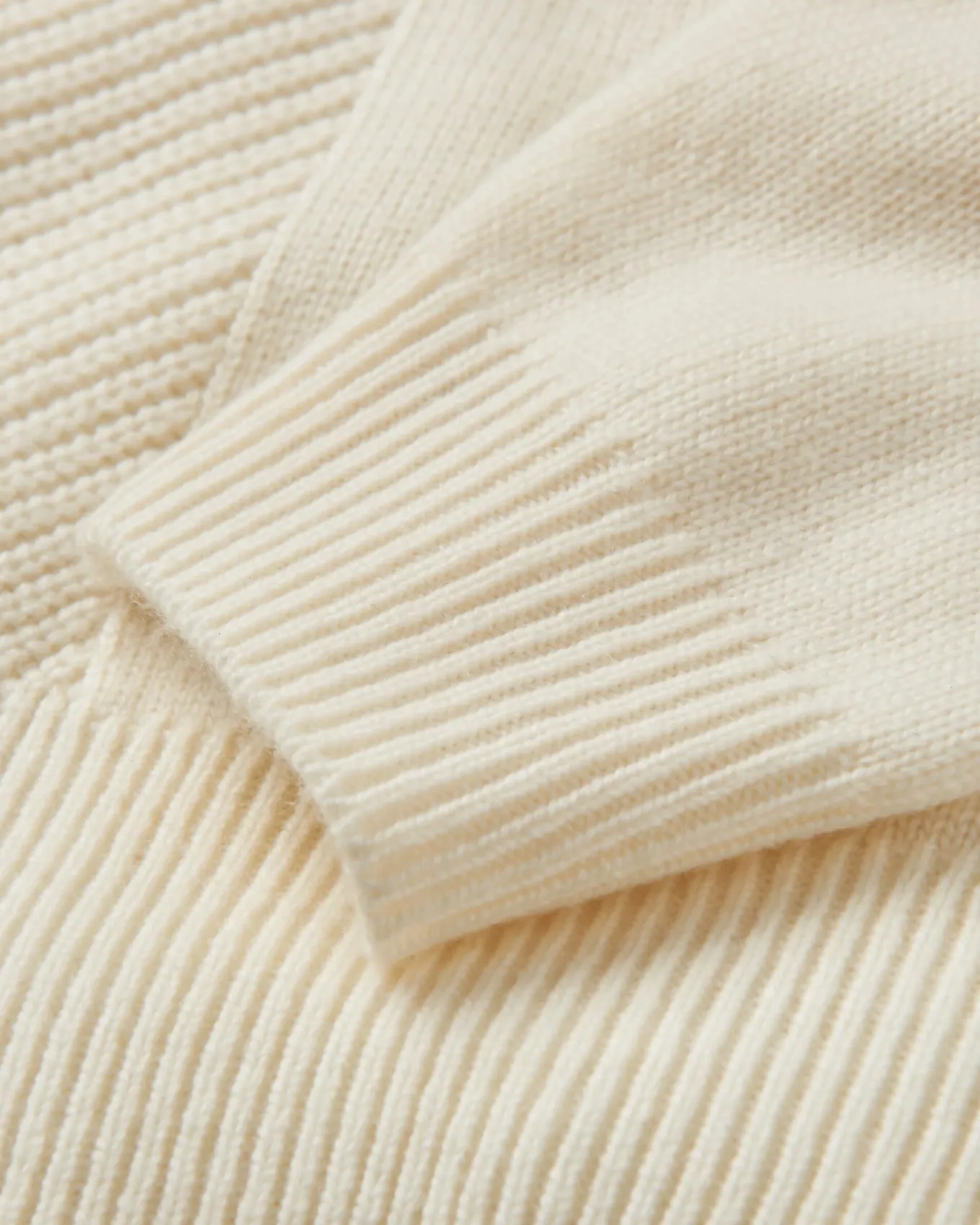 Hideout Übergroßer Bio-Strickpullover - Cremefarben