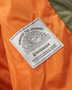 Inspire recycelte isolierte Jacke - Staubige Olive