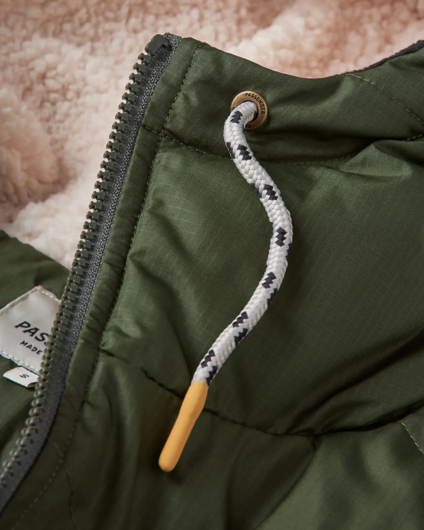 Kinsey recycelte 2.0 Jacke - Tannengrün