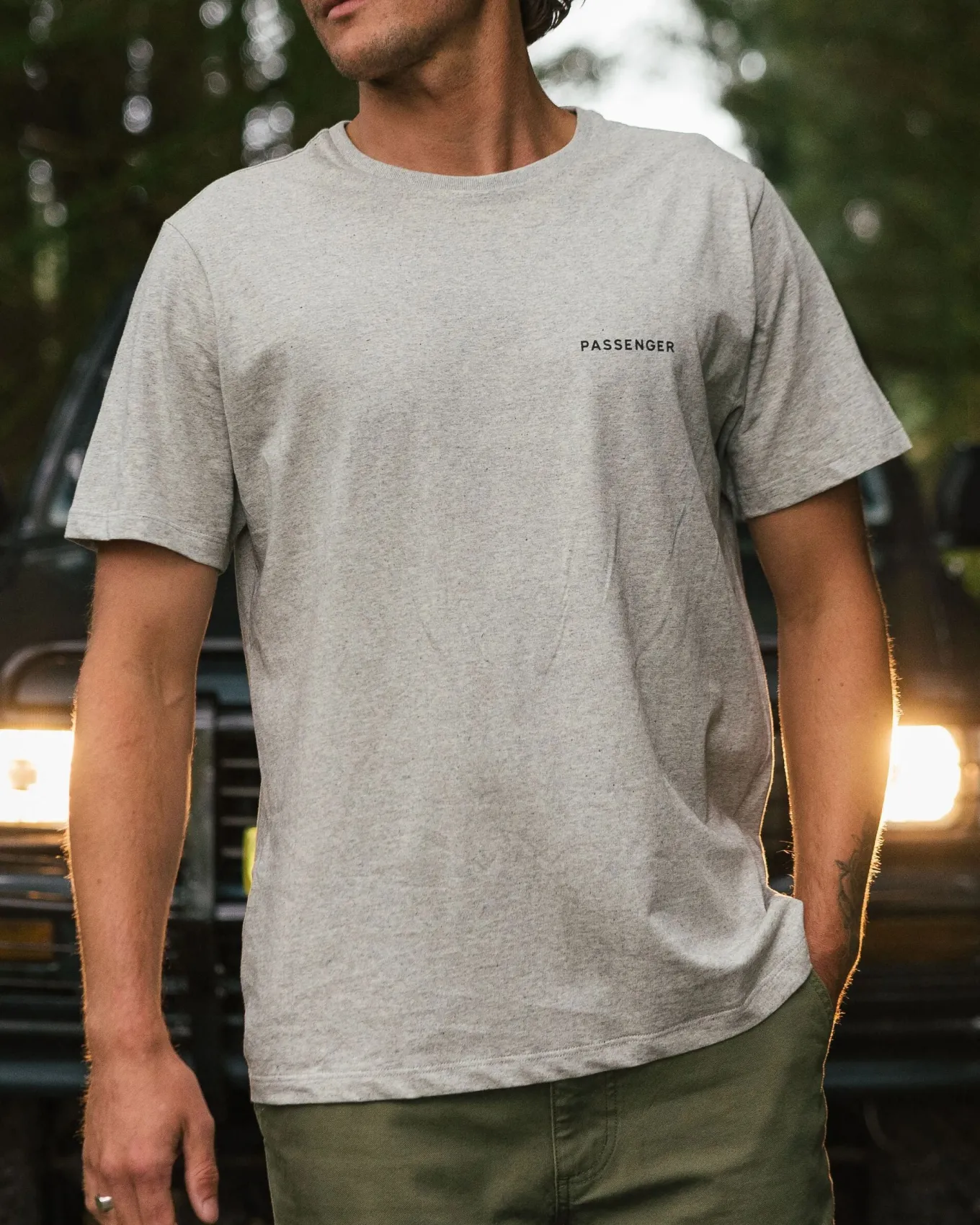 Made To Roam Recyceltes Baumwoll-T-Shirt - Graumeliert