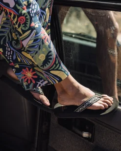 Malibu Flip Flop - Pfad Monochrom