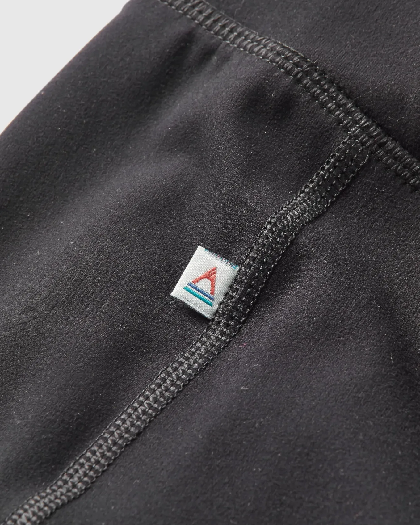 Mantra Recycelte Aktiv-Short - Schwarz