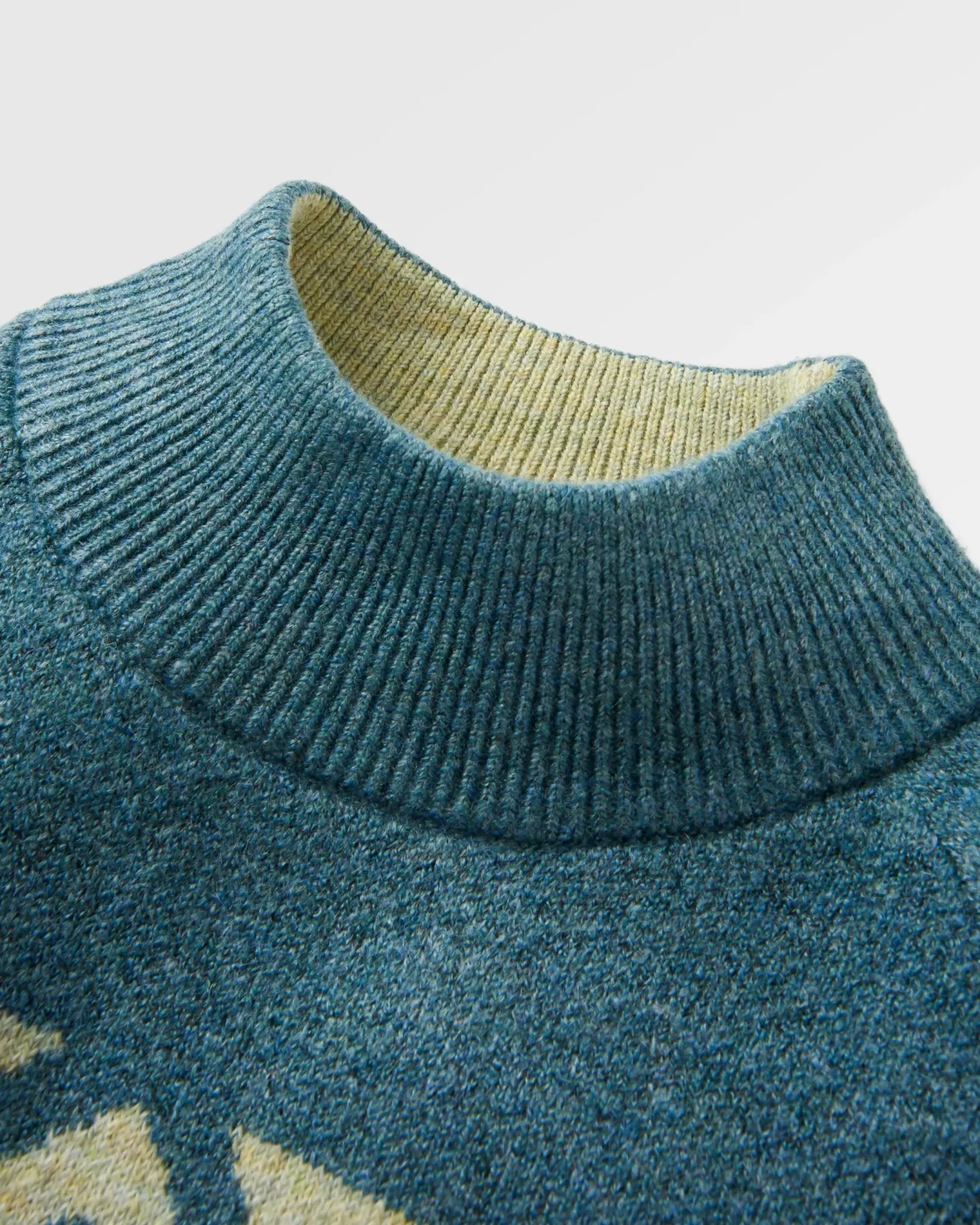 Nettle Recycelter Gestrickter Pullover - Arktis