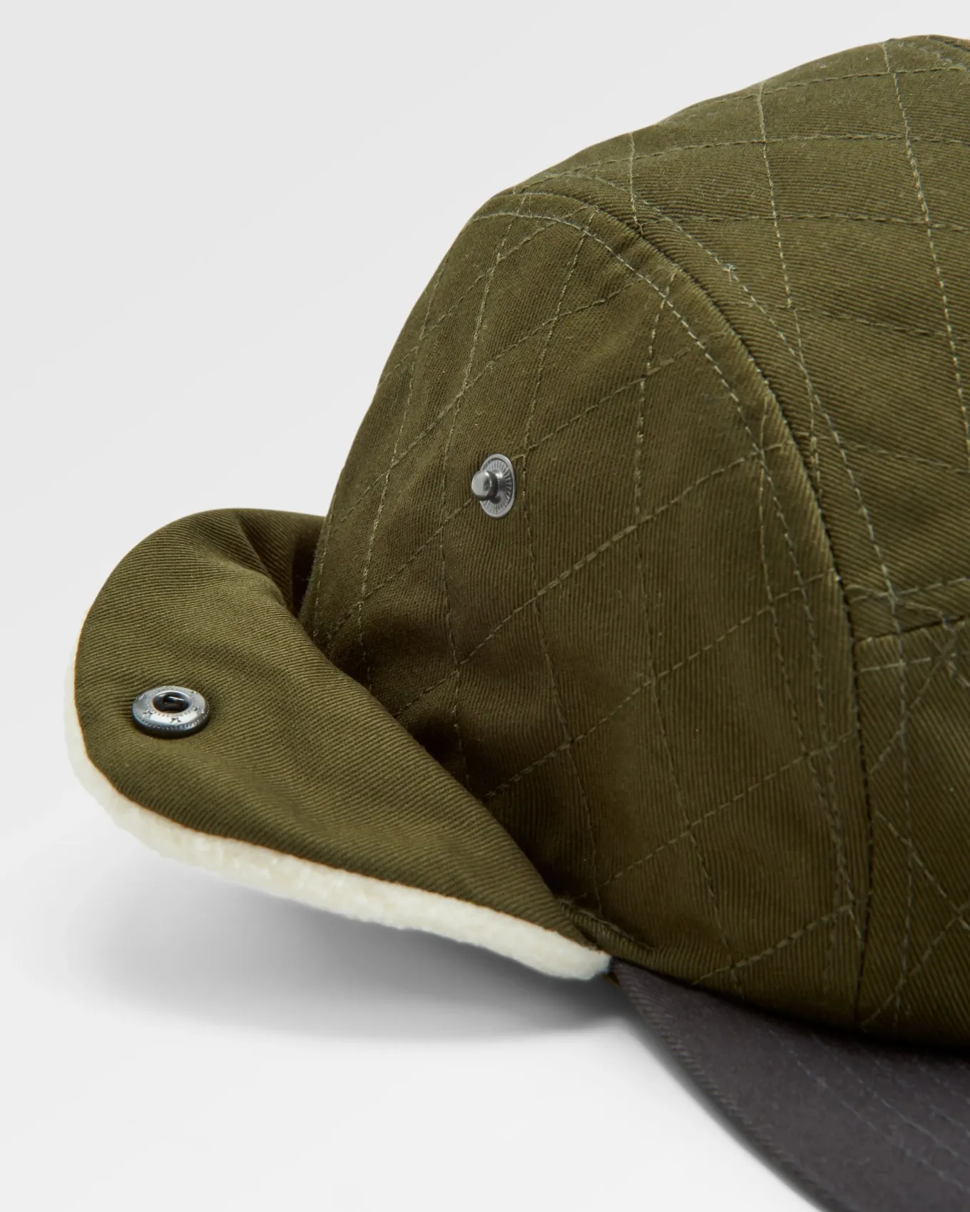 Nightfall Recycelte Polar Fleece Gefütterte Mütze - Staubiges Olivengrün