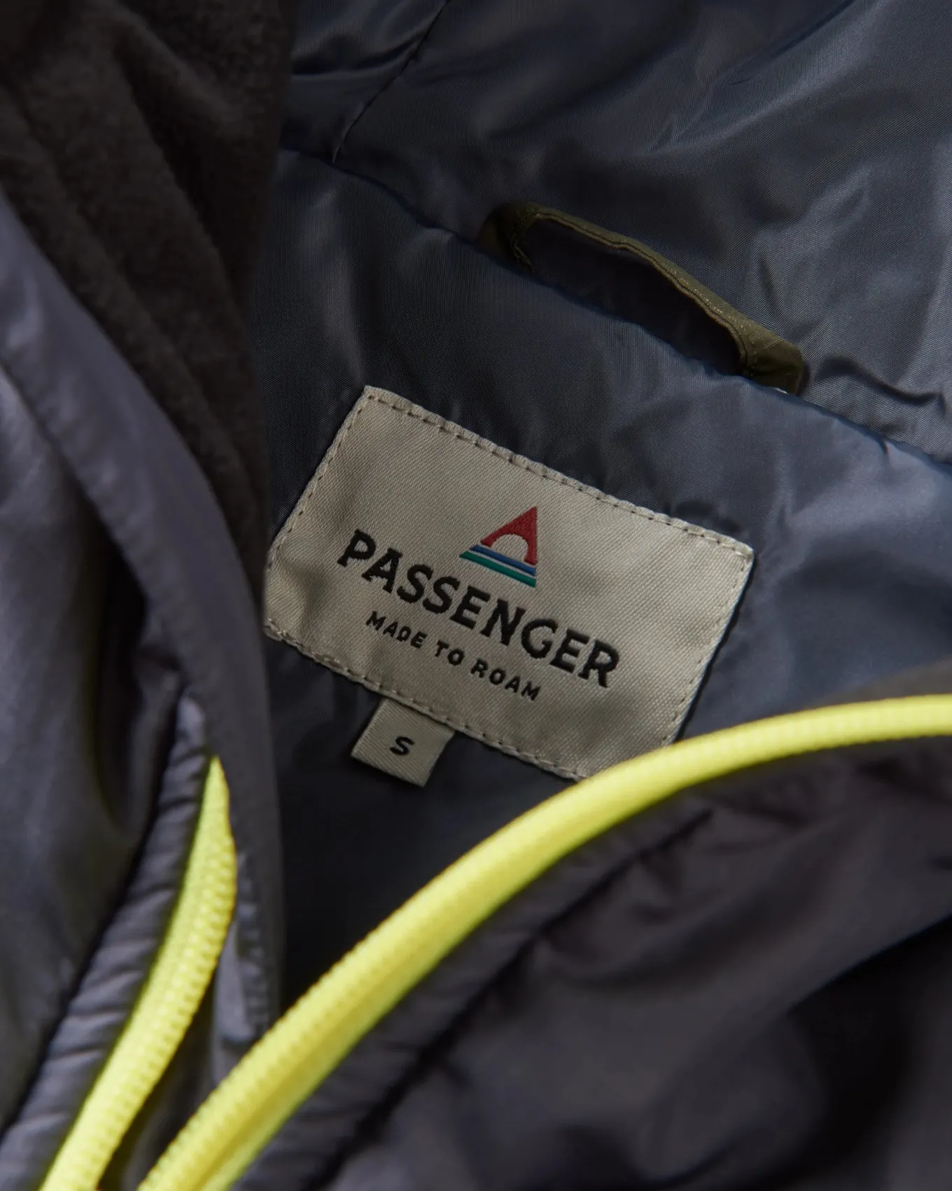 Ocean recycelte isolierte 1/2 Zip Jacke - Staubige Olive