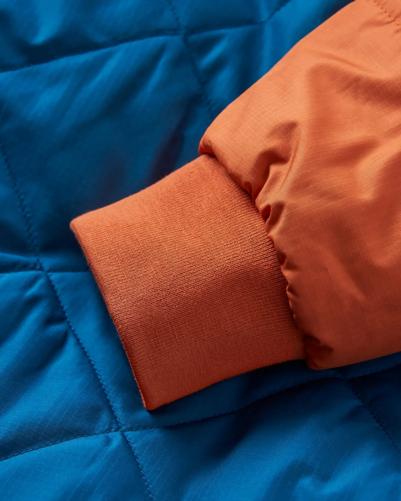 Oceanic recycelte isolierte 1/2 Zip Jacke - Gezeitenblau/Verbranntes Orange