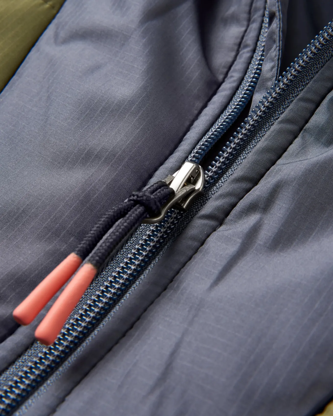 Oceanic Recycled Insulated 1/2 Zip Jacket - Black/Khaki