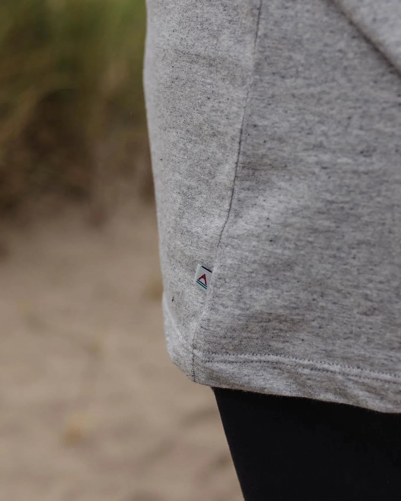 Odyssey Recyceltes Baumwoll-T-Shirt - Graumeliert