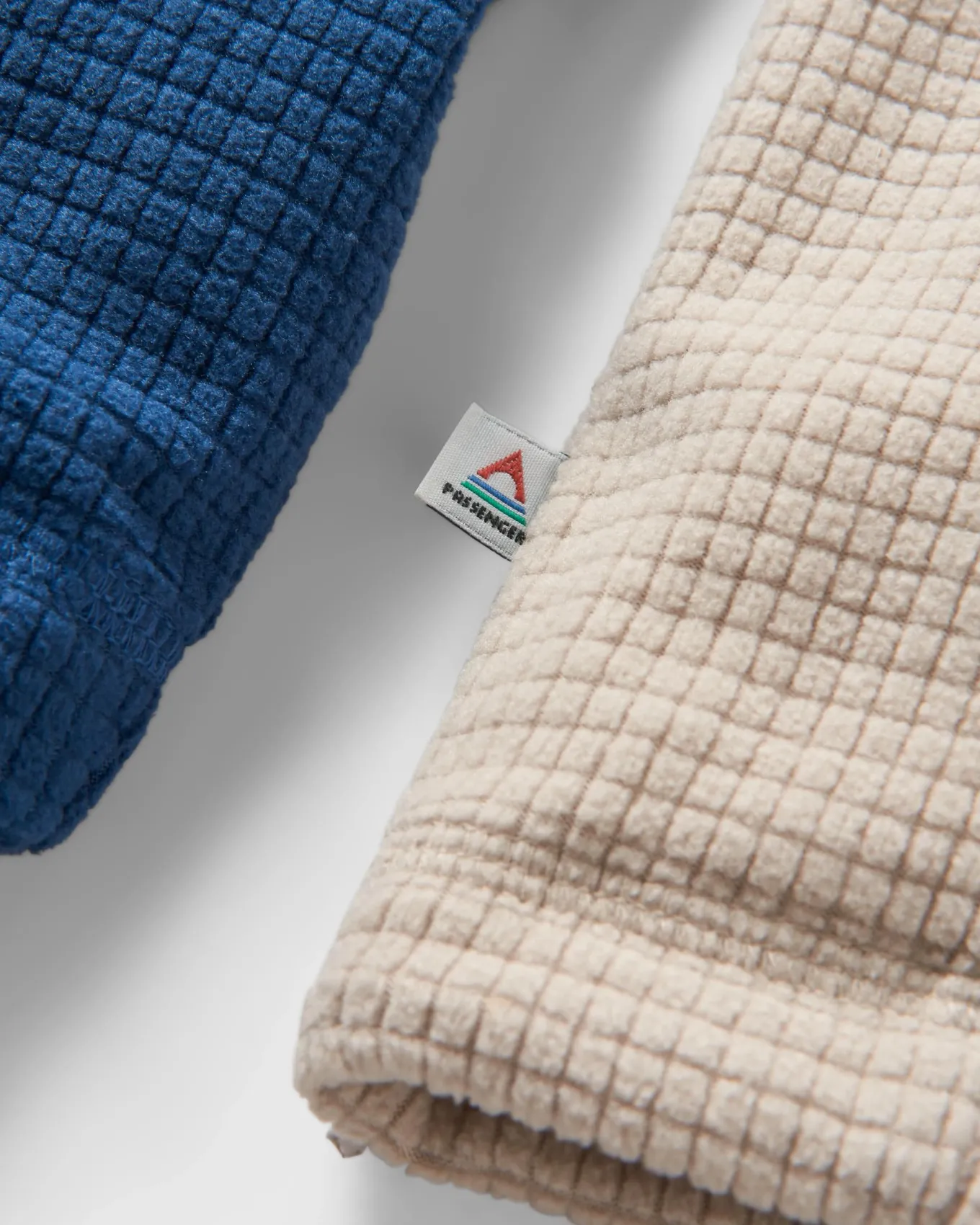 Overlook recyceltes Polar-Fleece im Gitterdesign - Dunkles Denim/Kieselgrau