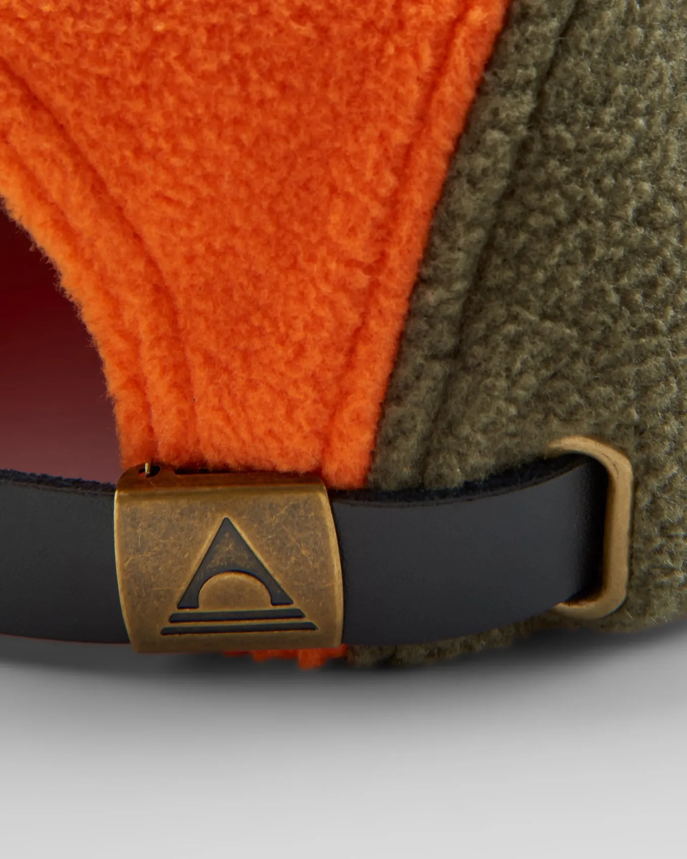 Pine recycelte Polar-Fleece-Mütze - Sonnenaufgang Orange Multi
