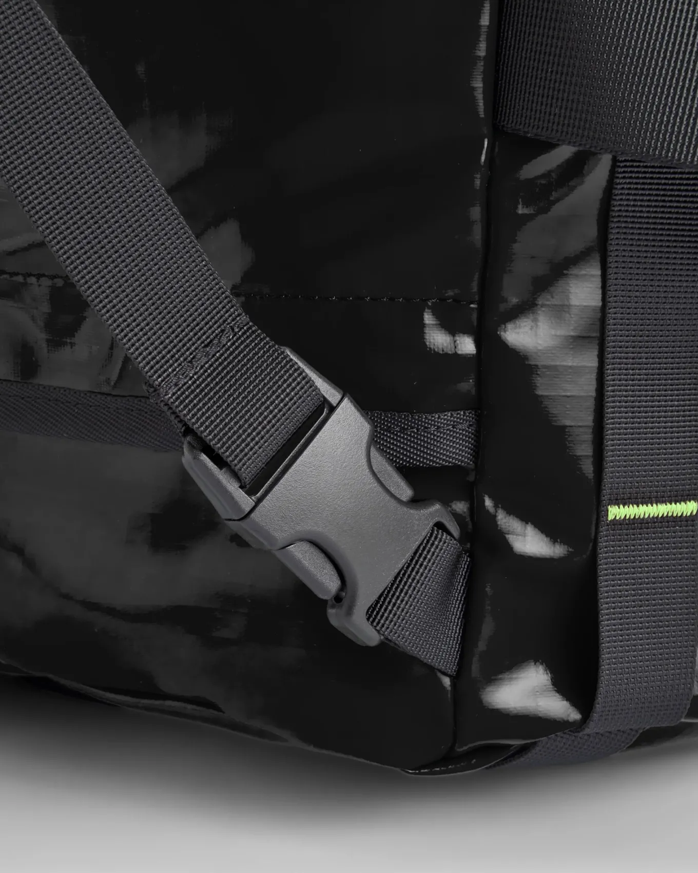 Roamer Recycelte 40L Reisetasche - Schwarz