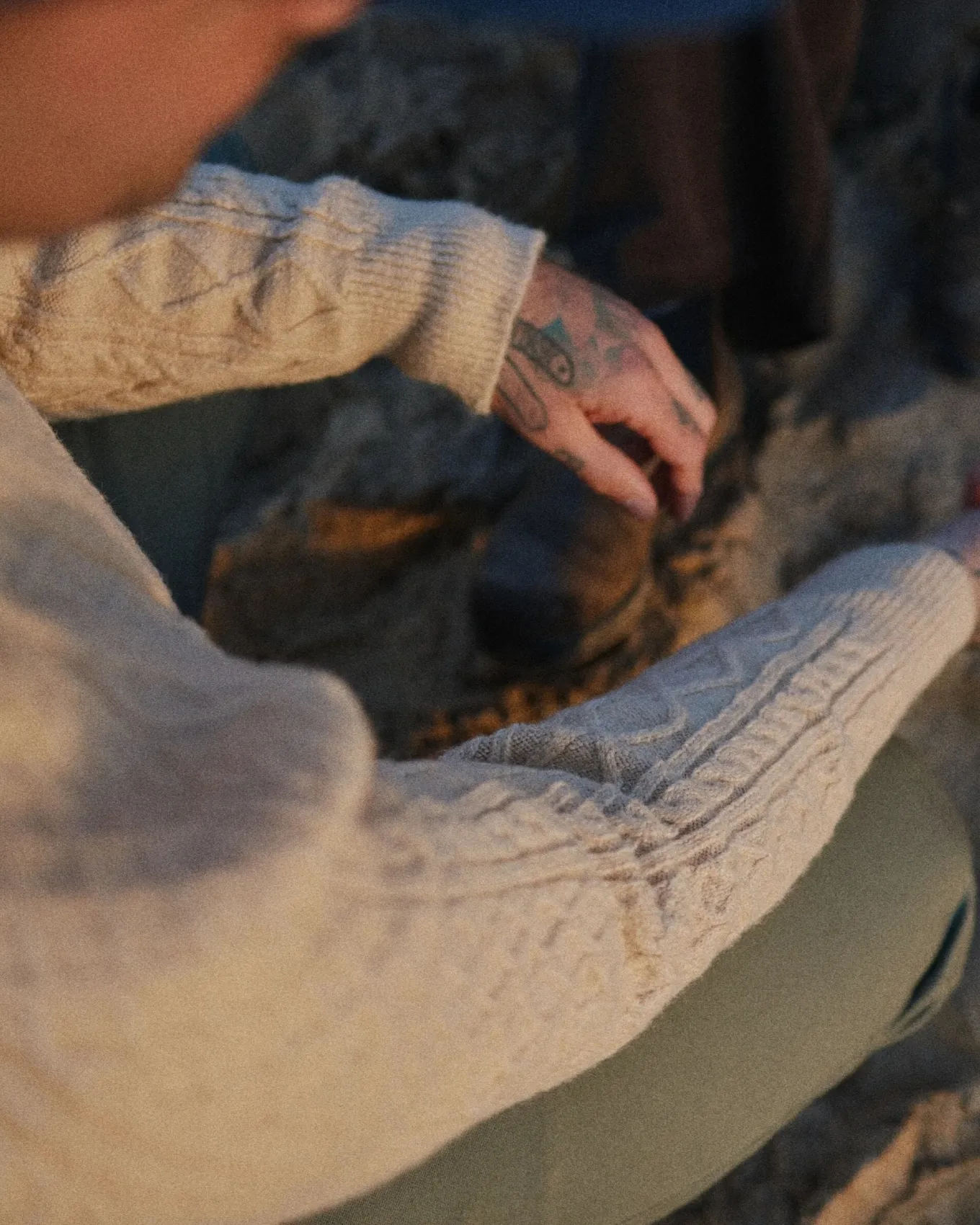 Sandbar Kabelstrickpullover - Stein