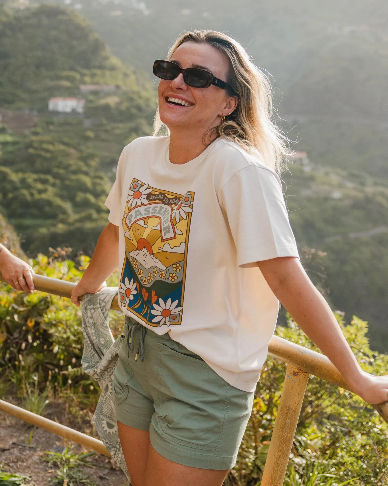 Seasonal Oversized T-Shirt aus recycelter Baumwolle - Birke