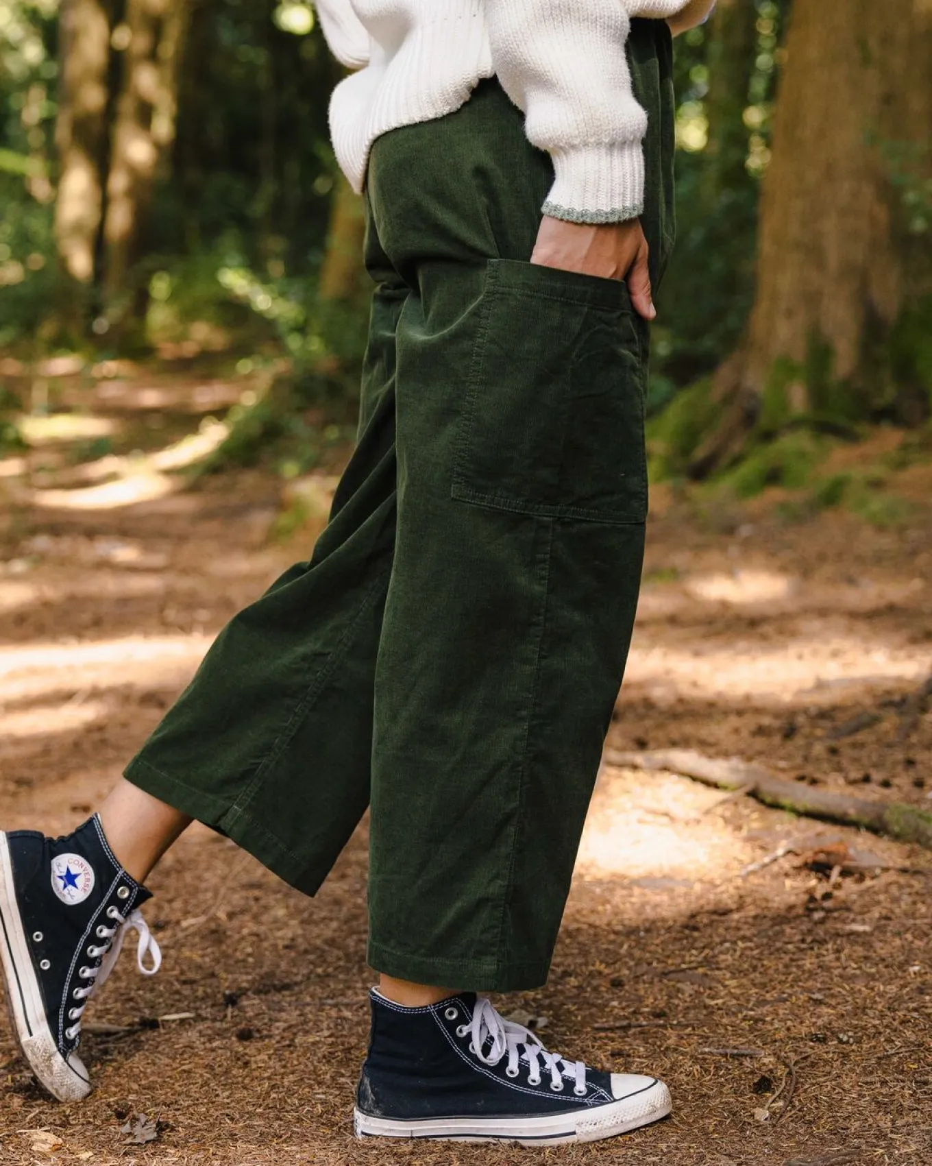 Soemday 2.0 Bio-Cord-Crop Top - Tannengrün
