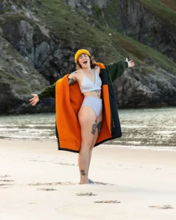 Tempest Recycelter Wasserdichter Surf-Poncho - Tannengrün/ Schwarz