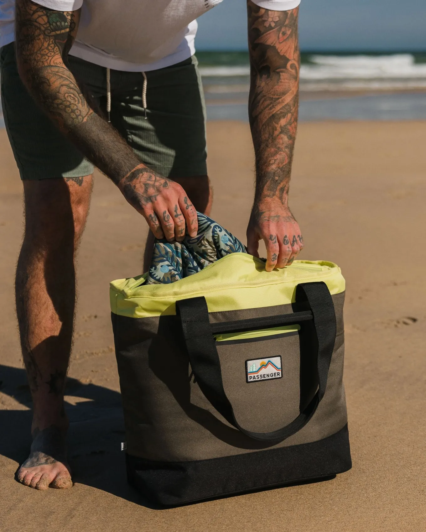 Tote recycelte Kühltasche - Khaki Multi