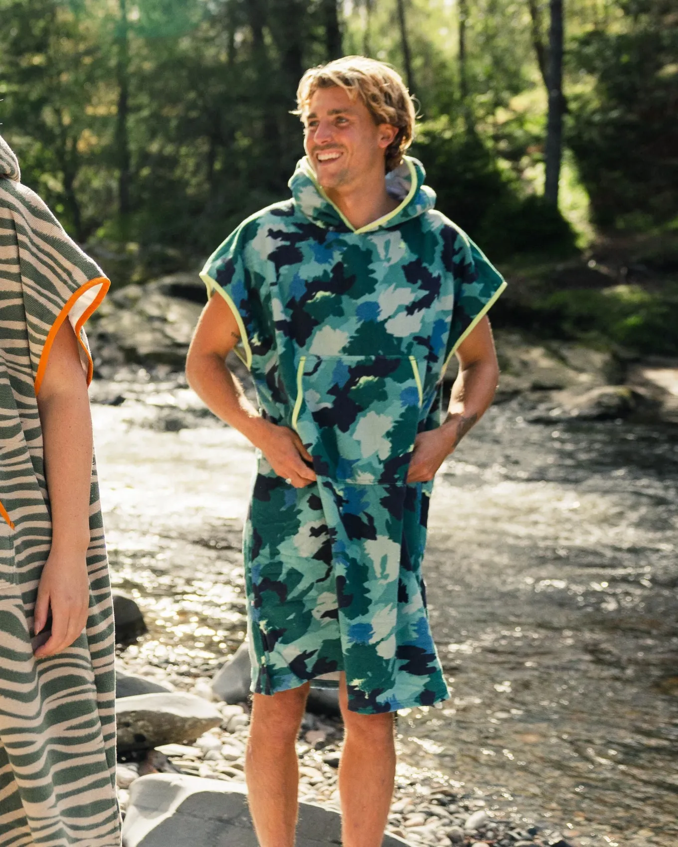 Tulum Recycelter Handtuch-Poncho - Alpine Camo Khaki