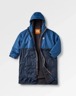 Waves Recycelter Sherpa Gefütterter Surf-Poncho - Dunkles Denim/ Tiefes Marineblau