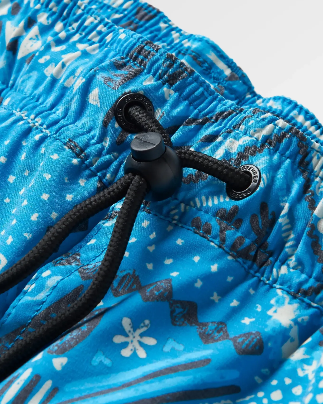 Way Out Recycelte Allzweck-Shorts - Vintage Patchwork Blau Pool