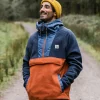 Woodland Kapuzenpullover mit 1/2 Reißverschluss aus recyceltem Polarfleece - Tiefes Marine/ Gebrannter Ton